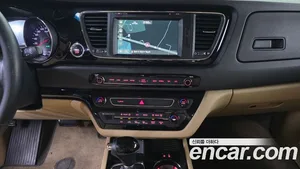 Kia Carnival, 2016 — миниатюра 13