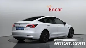 Tesla Model 3, 2022 — миниатюра 2