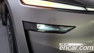 Tesla Model Y, 2026 — миниатюра 7