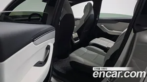 Tesla Model Y, 2026 — миниатюра 15