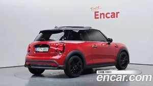 Mini Cooper, 2022 — миниатюра 2
