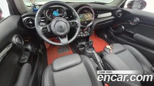 Mini Cooper, 2022 — миниатюра 10