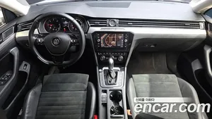 Volkswagen Passat, 2018 — миниатюра 7