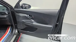 Hyundai Veloster, 2022 — миниатюра 15