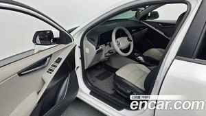 Kia Niro, 2022 — миниатюра 17