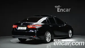 Toyota Camry, 2018 — миниатюра 1