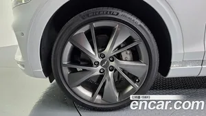 Genesis GV70, 2023 — миниатюра 4