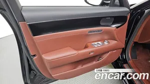 Genesis G90, 2022 — миниатюра 14