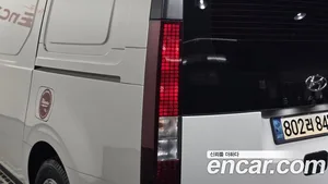 Hyundai Staria, 2023 — миниатюра 9