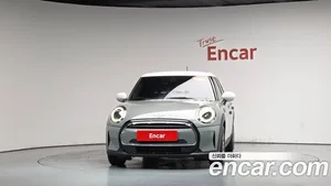 Mini Cooper, 2022 — миниатюра 2