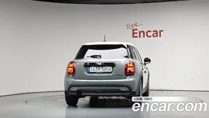 Mini Cooper, 2022 — миниатюра 3