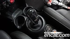 Mini Cooper, 2022 — миниатюра 11