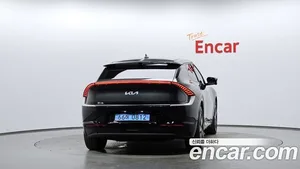 Kia EV6, 2023 — миниатюра 3