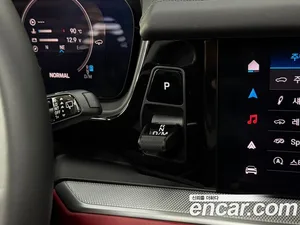 Porsche Cayenne, 2024 — миниатюра 9