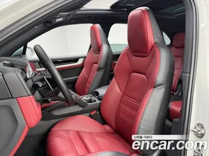 Porsche Cayenne, 2024 — миниатюра 10