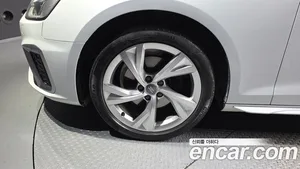 Audi A4, 2021 — миниатюра 5