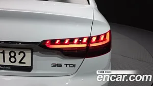 Audi A4, 2021 — миниатюра 9