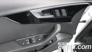 Audi A4, 2021 — миниатюра 32