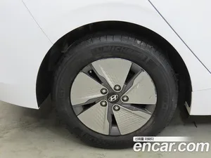 Hyundai Ioniq, 2020 — миниатюра 19