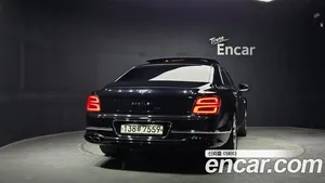 Bentley Flying Spur, 2021 — миниатюра 3