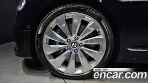 Bentley Flying Spur, 2021 — миниатюра 6