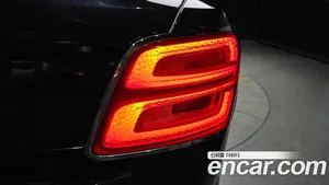 Bentley Flying Spur, 2021 — миниатюра 8