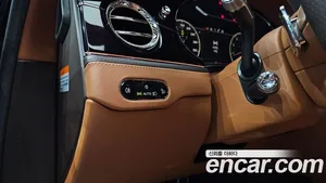 Bentley Flying Spur, 2021 — миниатюра 44