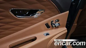 Bentley Flying Spur, 2021 — миниатюра 47