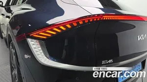 Kia EV6, 2021 — миниатюра 9