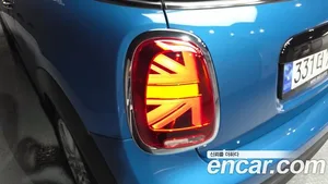 Mini Cooper, 2023 — миниатюра 8