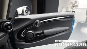 Mini Cooper, 2023 — миниатюра 14