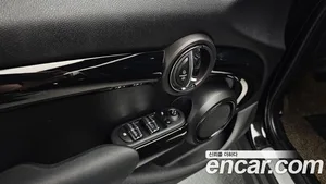 Mini Cooper, 2017 — миниатюра 32
