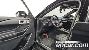 Ford Explorer, 2020 — миниатюра 13