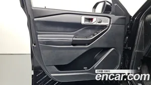 Ford Explorer, 2020 — миниатюра 14