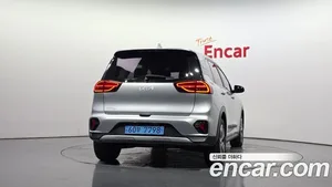 Kia Niro, 2022 — миниатюра 4