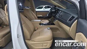 Kia Carnival, 2018 — миниатюра 17