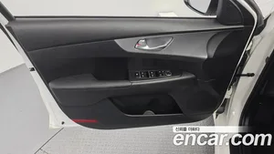 Kia K3, 2023 — миниатюра 14