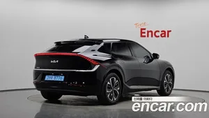 Kia EV6, 2023 — миниатюра 1