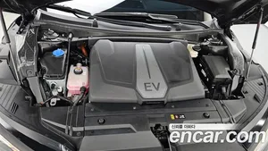 Kia EV6, 2023 — миниатюра 5