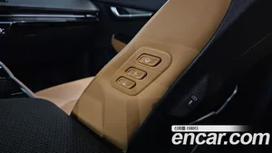 Kia EV6, 2023 — миниатюра 21