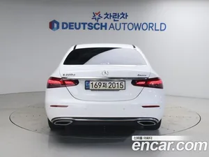 Mercedes-Benz E-Class, 2021 — миниатюра 4
