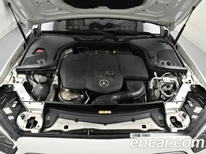 Mercedes-Benz E-Class, 2021 — миниатюра 6