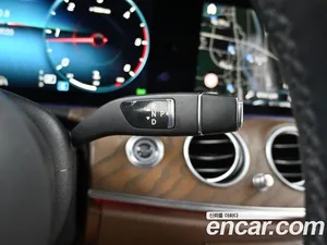 Mercedes-Benz E-Class, 2021 — миниатюра 9