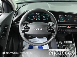 Kia Niro, 2022 — миниатюра 8