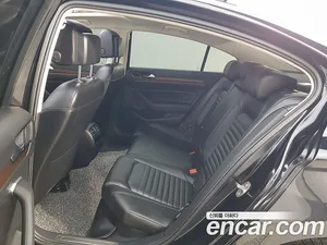 Volkswagen Passat, 2018 — миниатюра 9