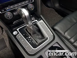 Volkswagen Passat, 2018 — миниатюра 12