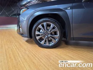 Lexus UX, 2026 — миниатюра 5