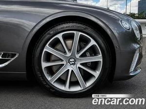 Bentley Continental, 2019 — миниатюра 5