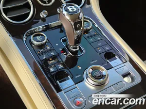 Bentley Continental, 2019 — миниатюра 9