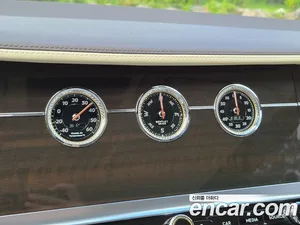 Bentley Continental, 2019 — миниатюра 15